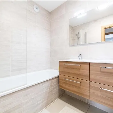 Δωμάτια σε οικογενειακή κατοικία D'hote Cosy Hiriburu