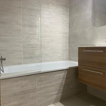 D'hote Cosy Hiriburu Δωμάτια σε οικογενειακή κατοικία Saint-Pierre-dʼIrube