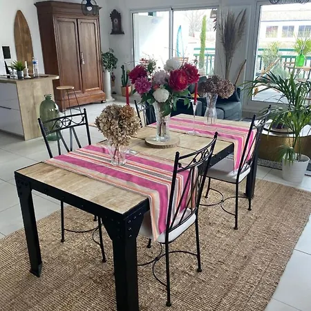 D'hôte Cosy Hiriburu Séjour chez l'habitant